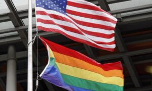 퀴어의 자긍심과 미국의 하이브리드 외교